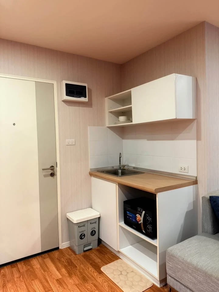 For sale: Lumpini Park Borommaratchachonnani-Sirinthon, 2nd floor, comes with complete furniture and electrical appliances. Reserve now, urgently.