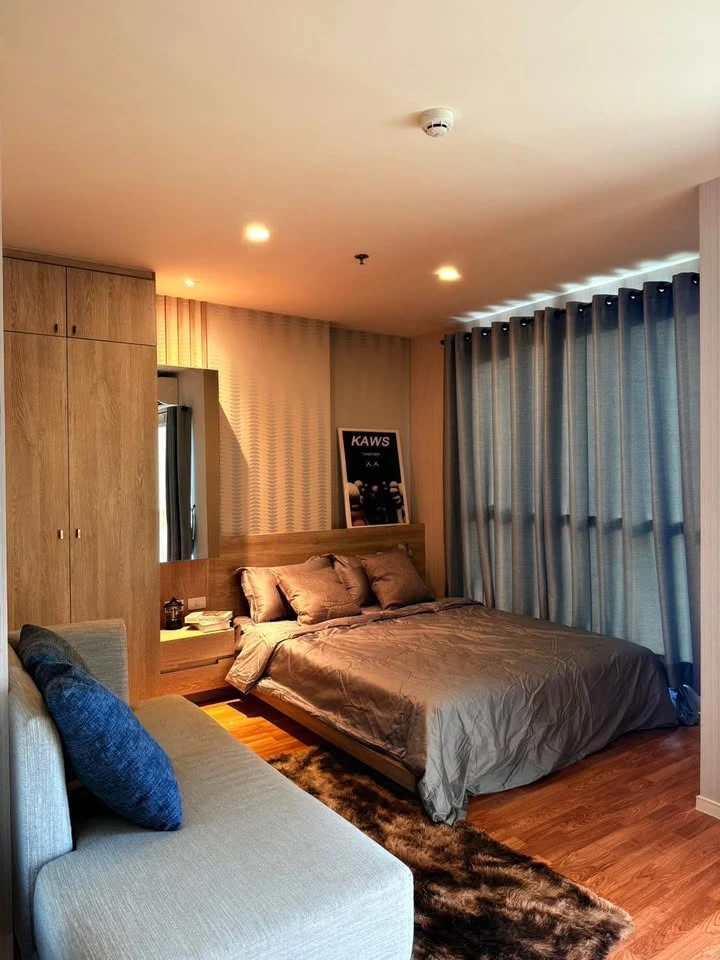 For sale: Lumpini Park Borommaratchachonnani-Sirinthon, 2nd floor, comes with complete furniture and electrical appliances. Reserve now, urgently.