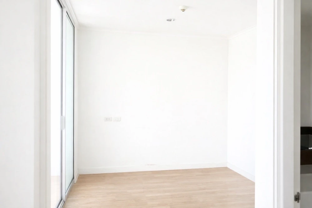For sale: Lumpini Park Pinklao, 28 sq.m., 7th floor, unfurnished, clean, bright and airy. Book now!