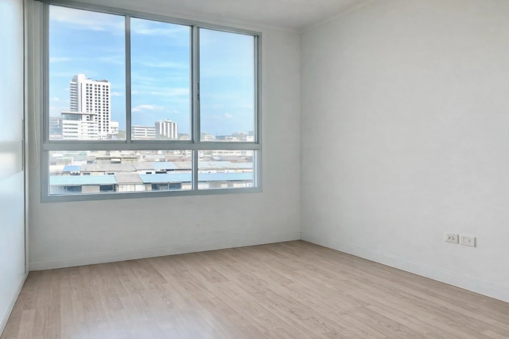 For sale: Lumpini Park Pinklao, 28 sq.m., 7th floor, unfurnished, clean, bright and airy. Book now!