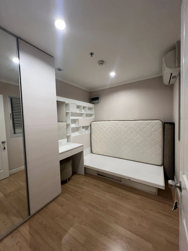 For sale: Lumpini Park Pinklao, combined units, spacious area, perfect function, high floor, beautiful view, fresh air, must book.