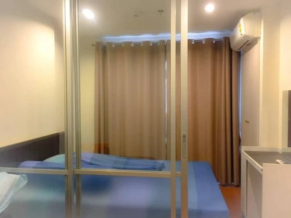 For sale: Lumpini Park Ratchadaphisek - Ngamwongwan, 19th floor room, city view, green space, pleasing to the eye. You must book this.