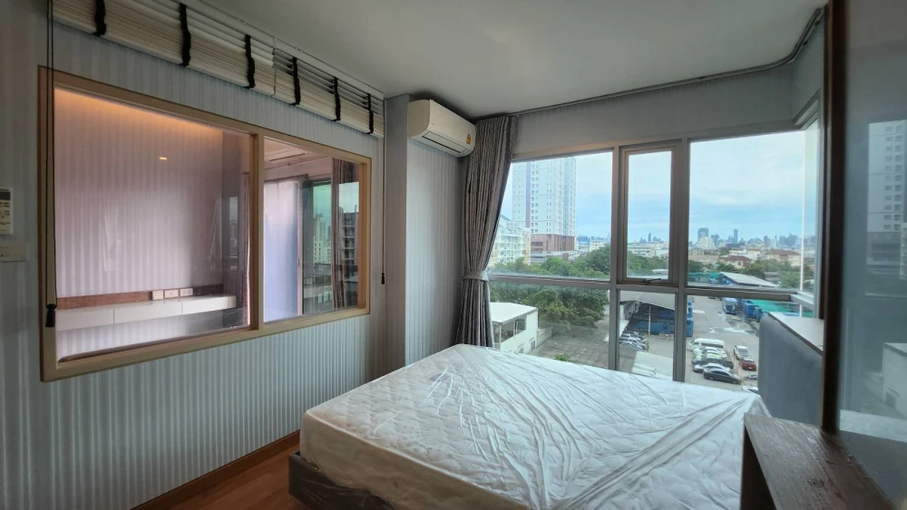 Urgent sale!! Lumpini Park Vibhavadi-Chatuchak Condo, 6th floor, garden view, beautiful room, fully furnished, ready to move in. Don't miss out!!