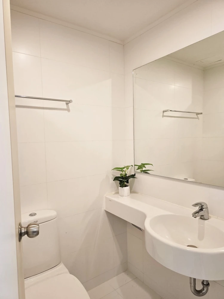 For sale: Lumpini Park Beach Jomtien, Building B, 14th floor, 2 bedrooms, 2 bathrooms, built-in decoration in a minimalist style, reserve now.