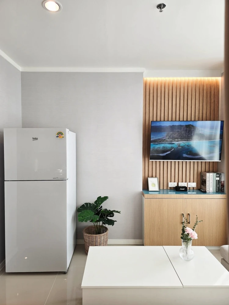 For sale: Lumpini Park Beach Jomtien, Building B, 14th floor, 2 bedrooms, 2 bathrooms, built-in decoration in a minimalist style, reserve now.