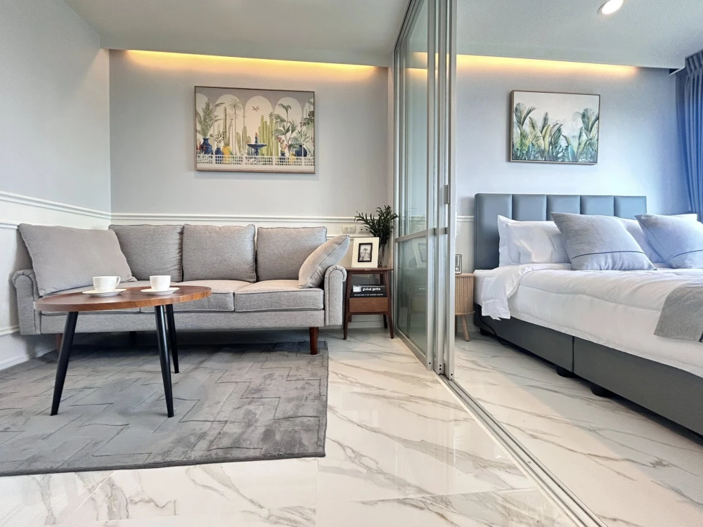 For sale: Lumpini Park Beach Jomtien, high floor, fully furnished, just bring your bags and move in.