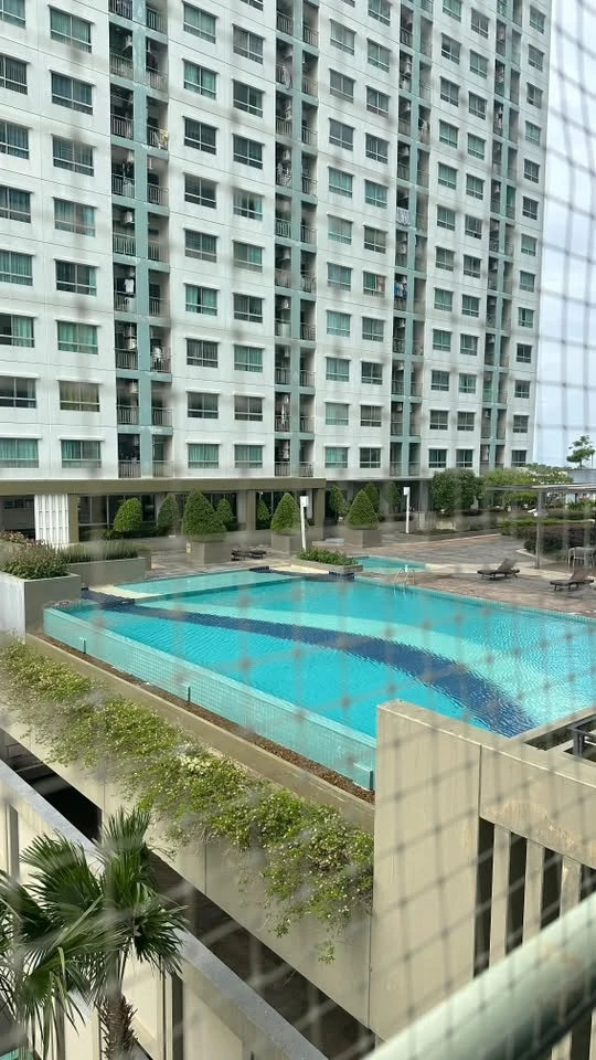 For sale: Lumpini Park Beach Jomtien, Building D, 6th floor. Nicely decorated with wallpaper and equipped with many amenities.