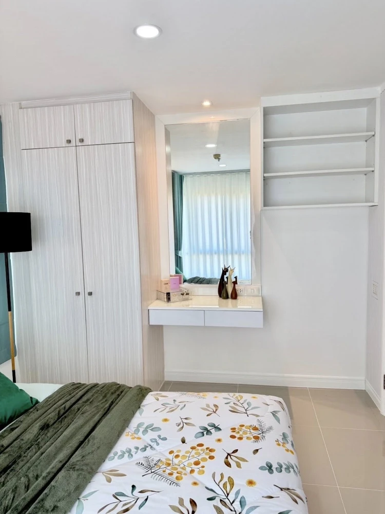 For sale: Lumpini Ville Naklua - Wongamat 180° SEA VIEW, stunningly beautiful, you'll have to stop and stare! Fully furnished, clear, and fully equipp