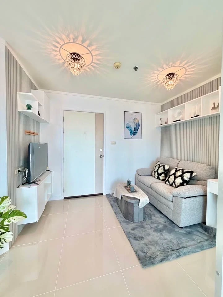 For sale: Lumpini Ville Naklua - Wongamat, sea and city views, fully furnished, reserve now!