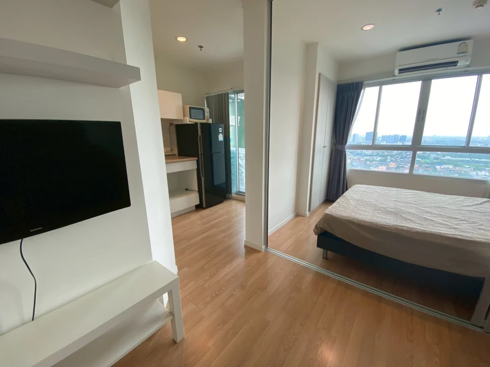 Selling Lumpini Ville Prachachuen-Pongphet 2, high floor unit, fully furnished with appliances. Book now, don't miss out!+++