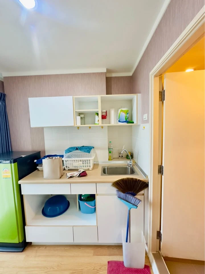 For sale: Lumpini Ville Prachachuen-Phongphet 2, corner room, very private, with beautiful wallpaper, don't miss it.