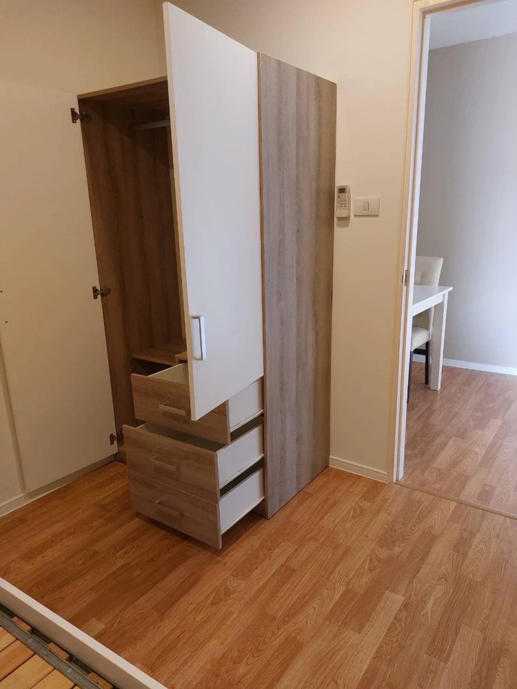 For sale: Lumpini Ville Phra Nang Klao-Riverview, with a view of the Chao Phraya River, complete with all premium furniture. Reservation required.