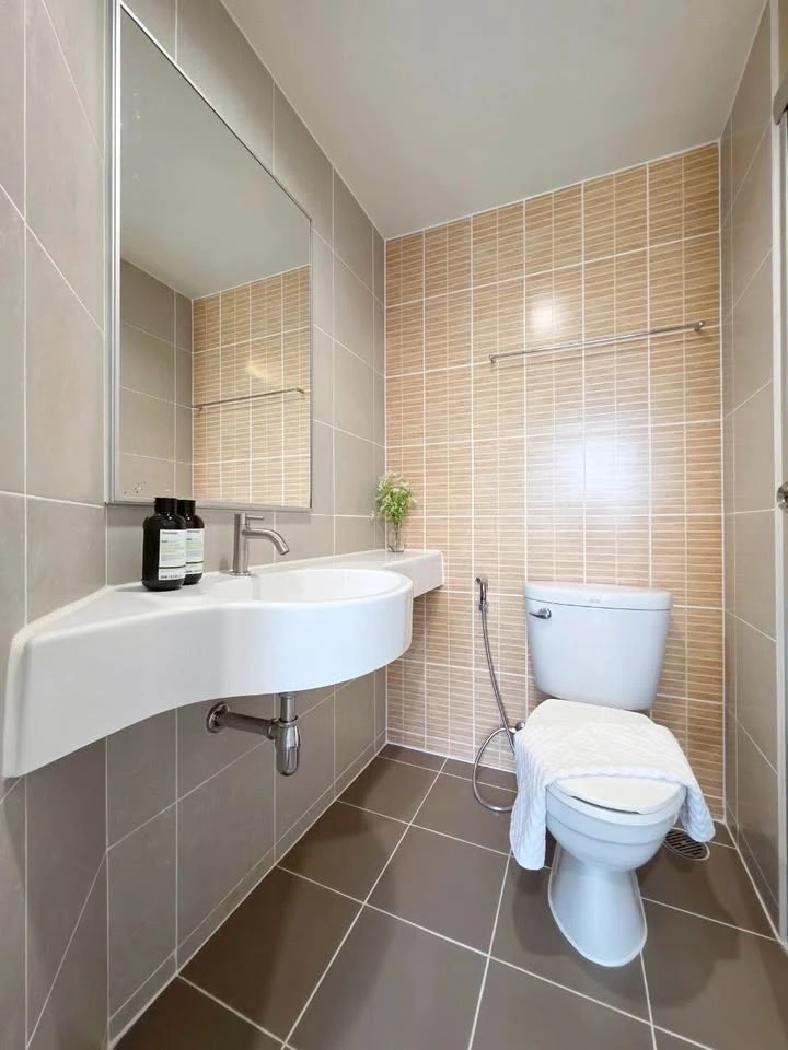 For sale: Lumpini Ville Ramkhamhaeng 60/2, ready to move in, high floor, furnished, hurry and book now+++
