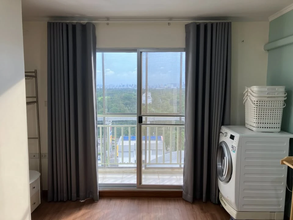 For sale: Lumpini Ville Ramintra - Lak Si, 11th floor, corner unit, very spacious living space, blue tone, easy on the eyes, reserve now!