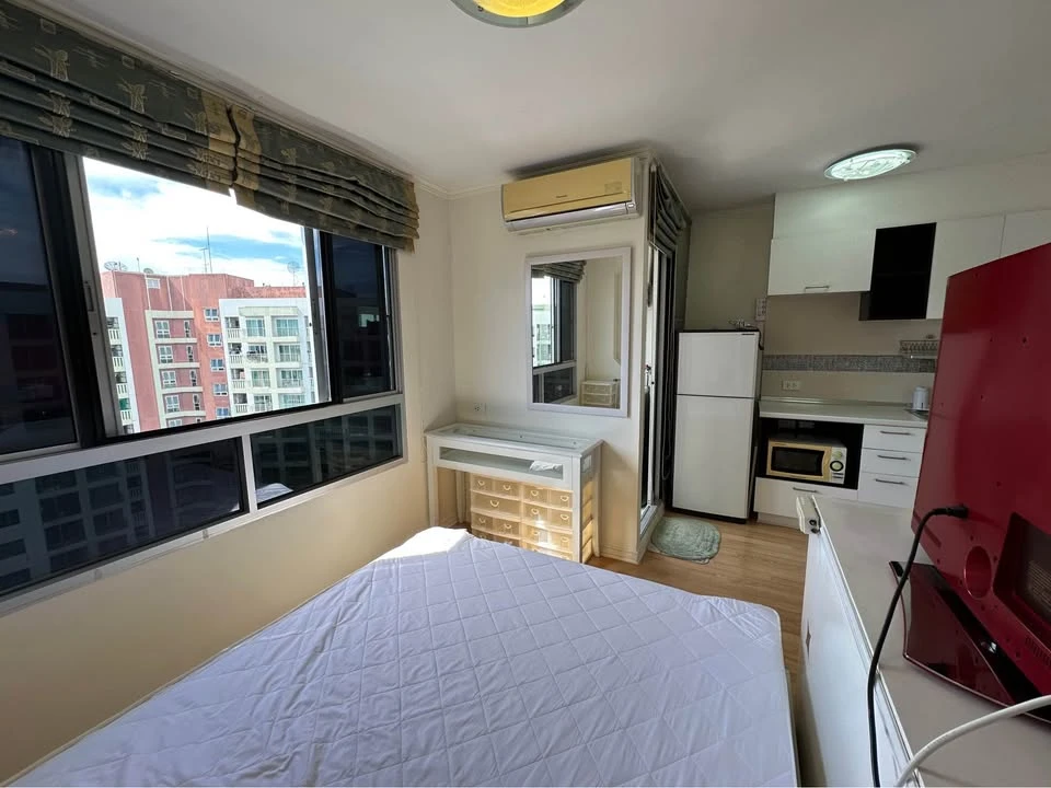 For sale: Lumpini Ville Ramintra - Lak Si, 14th floor, corner room, open view, good breeze, fully furnished, appliances included. Interested? Reserve