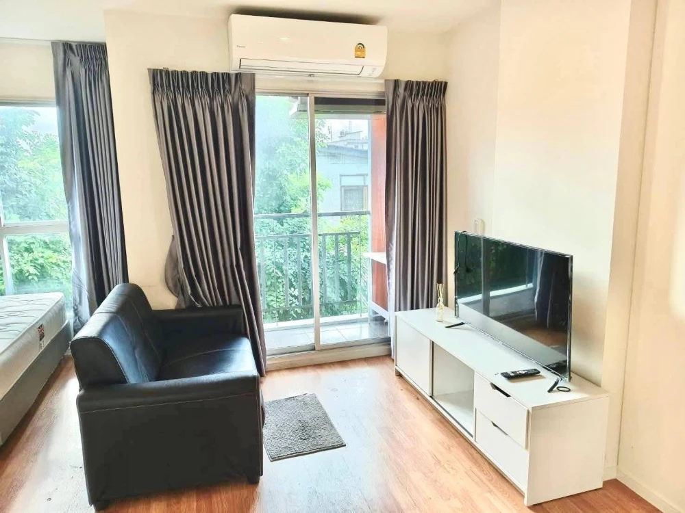 For sale: Lumpini Ville Sukhumvit 101/1-Punnawithi. Beautiful unit, excellent condition, fully furnished, ready to move in!