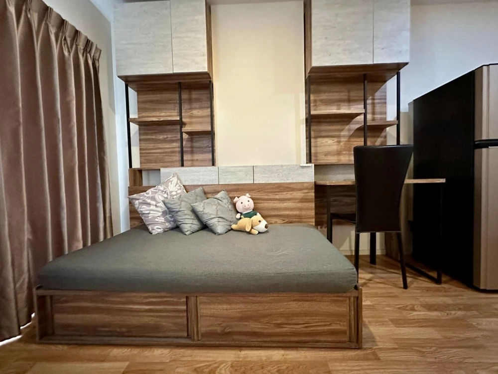 For sale: Lumpini Ville Sukhumvit 76 - Bearing Station, 2 rooms divided into sections. Fully furnished, good price, book now.