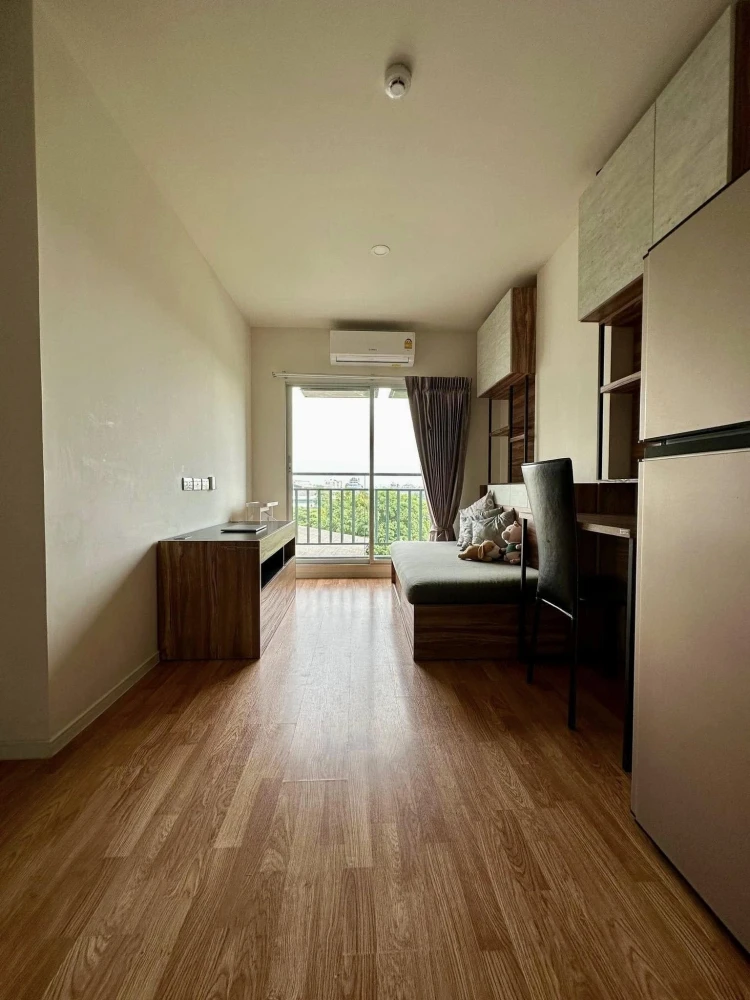 For sale: Lumpini Ville Sukhumvit 76 - Bearing Station, 2 rooms divided into sections. Fully furnished, good price, book now.