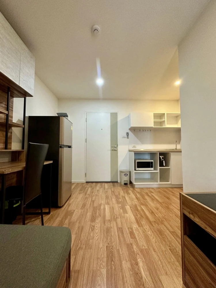 For sale: Lumpini Ville Sukhumvit 76 - Bearing Station, 2 rooms divided into sections. Fully furnished, good price, book now.