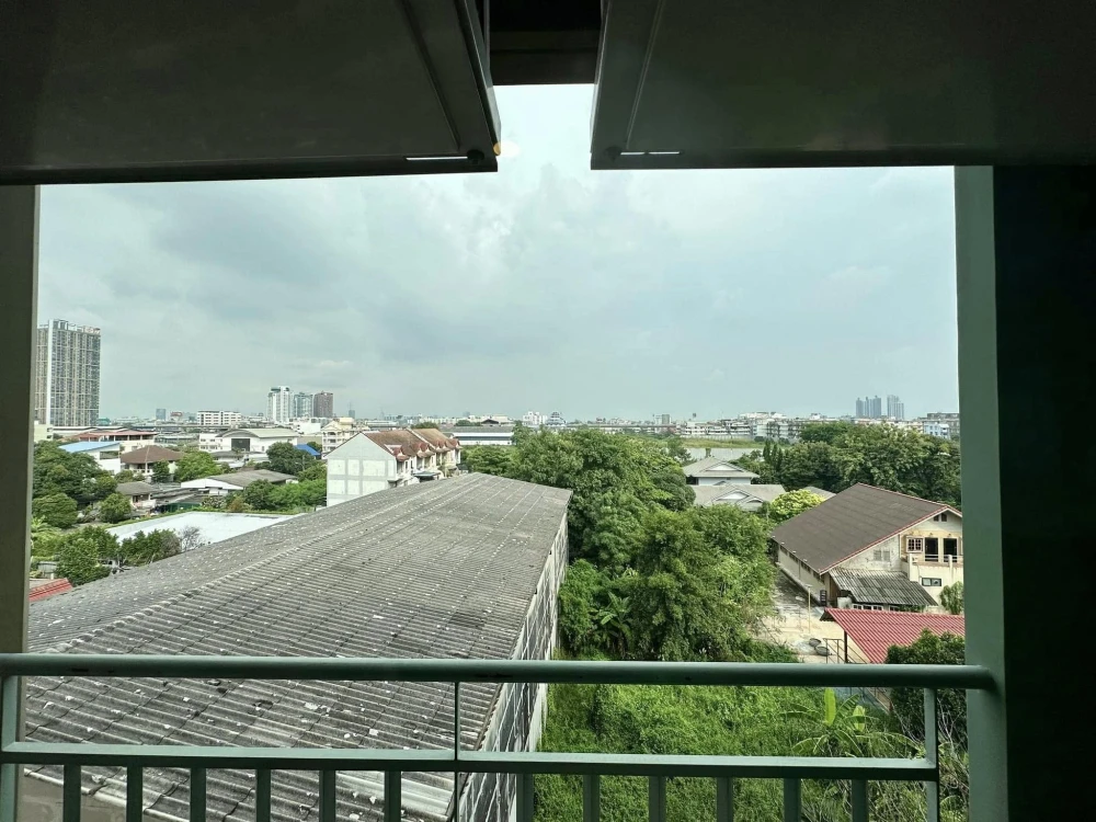 For sale: Lumpini Ville Sukhumvit 76 - Bearing Station, 2 rooms divided into sections. Fully furnished, good price, book now.