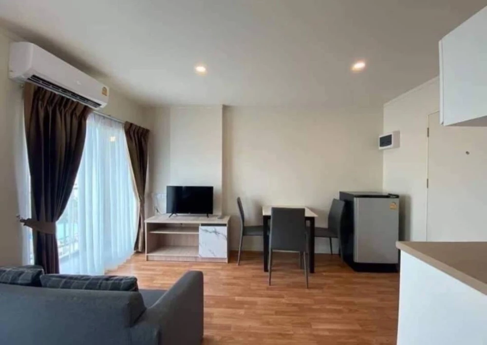 For sale: Lumpini Ville Sukhumvit 76 - Bearing, fully furnished and equipped with electrical appliances, very clean and comfortable room, interested i