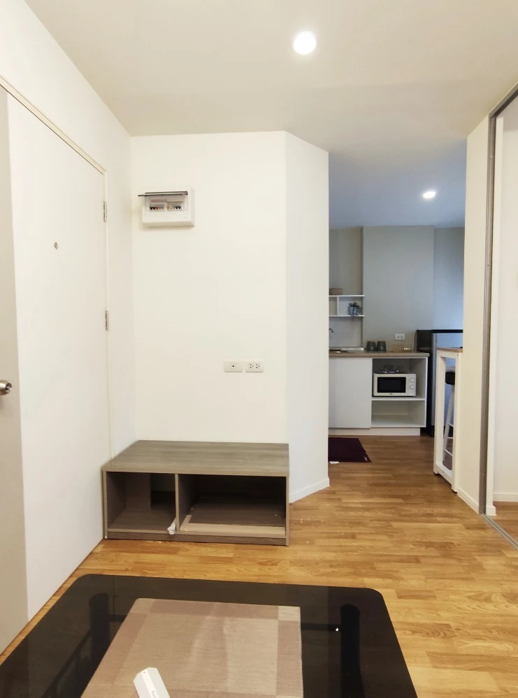 For sale: Lumpini Ville Sukhumvit 76-Bearing, good location, divided into separate rooms, beautifully decorated, ready to move in with bags.