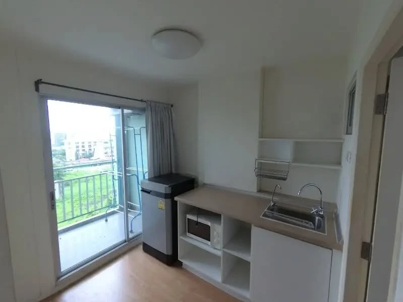 For sale: Lumpini Ville On Nut - Lat Krabang, 8th floor, Building B, near Paseo Robinson, fully furnished, don't miss out!