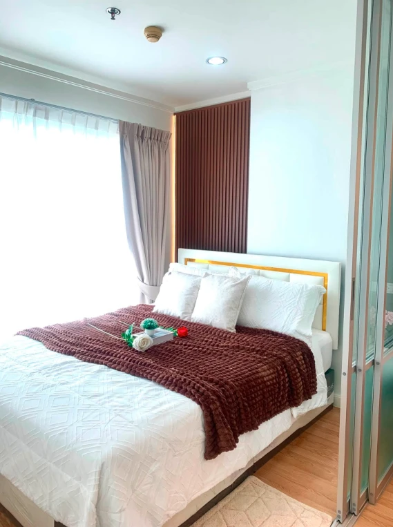 For sale: Lumpini Ville Chaengwattana-Pak Kret condo, 27th floor, Building B. Beautifully decorated and very livable. Must reserve!