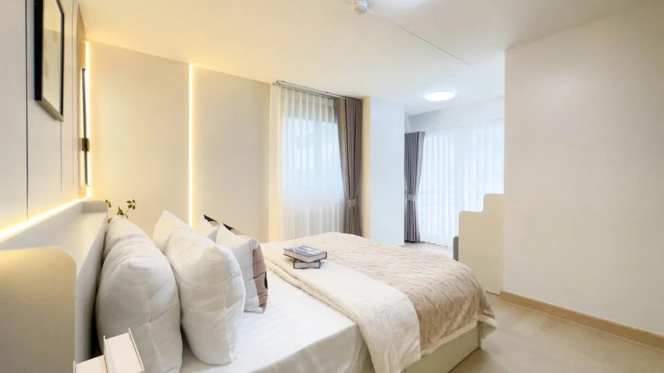 For sale: Unit at Lumpini Center Ladprao 111. Comes fully furnished with appliances. The unit is very spacious—book it now!