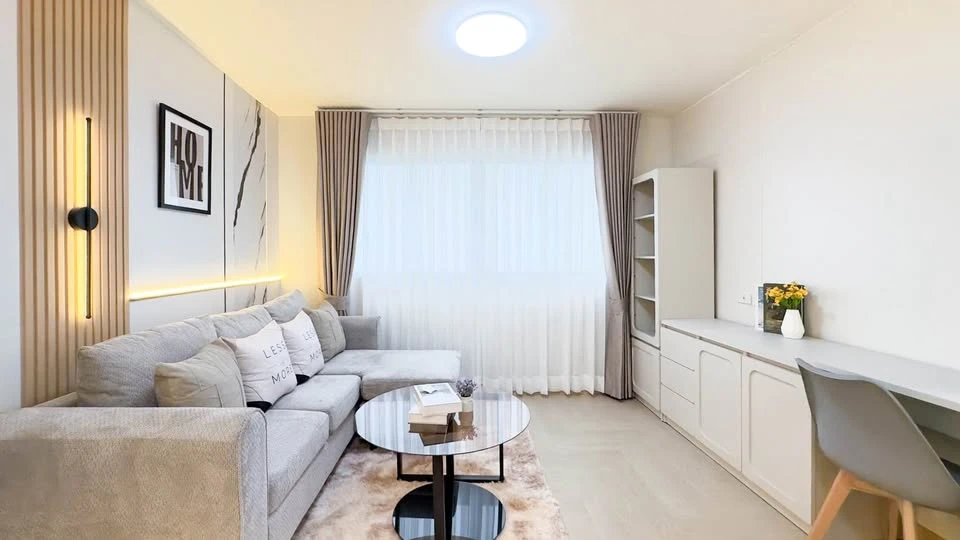 For sale: Unit at Lumpini Center Ladprao 111. Comes fully furnished with appliances. The unit is very spacious—book it now!