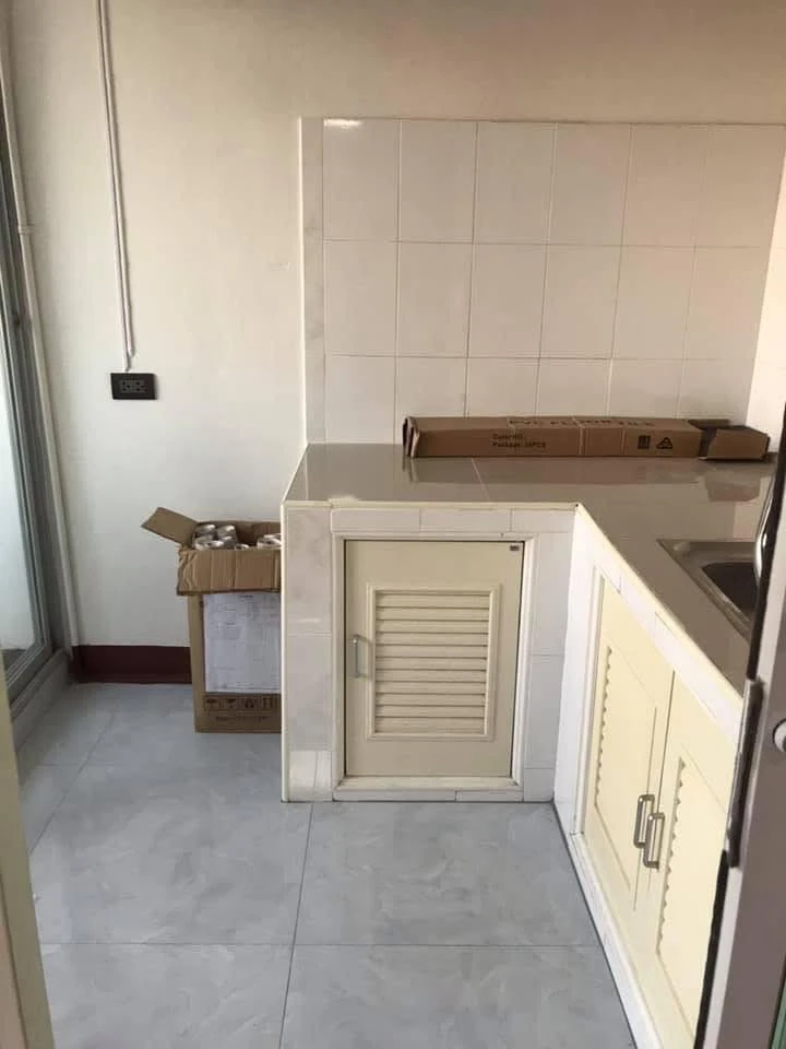 For sale: Lumpini Center Happyland. Balcony window with a great view, no other buildings blocking it. Cool breeze, not hot. Decorated with wallpaper t