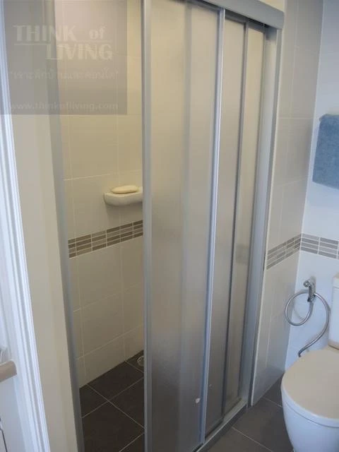 For sale Lumpini Place Boromarajonani Pinklao, 1 bedroom, 1 bathroom, beautiful and convenient amenities, ready to reserve now.