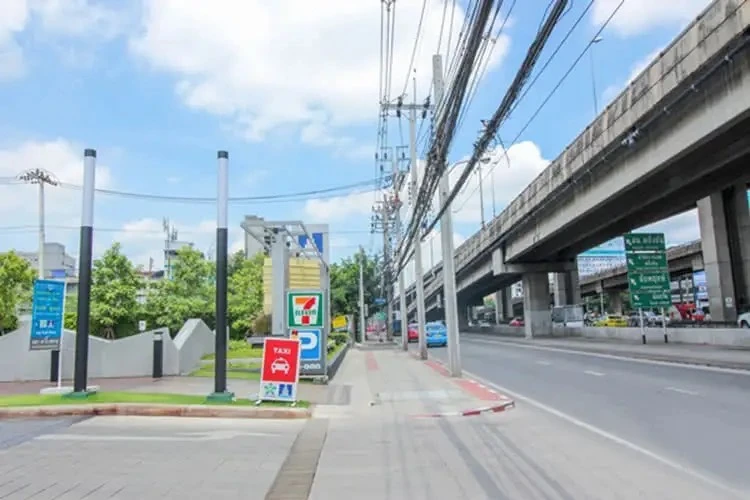 For sale Lumpini Place Boromarajonani Pinklao, 1 bedroom, 1 bathroom, beautiful and convenient amenities, ready to reserve now.