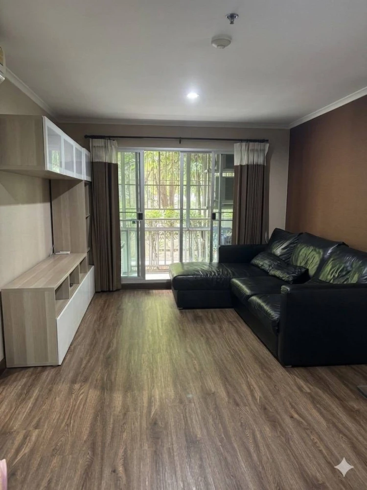 For sale: Lumpini Place Rama 8, 1st floor, corner unit. Quiet, peaceful, with a lush garden view and good air quality. Don't miss out!