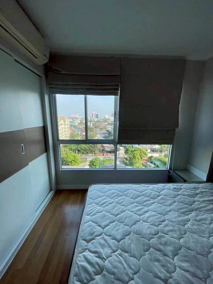 For sale: Lumpini Place Ratchayothin, 8th floor, Building C. Unobstructed view, good ventilation, well-designed room layout. First come, first served.
