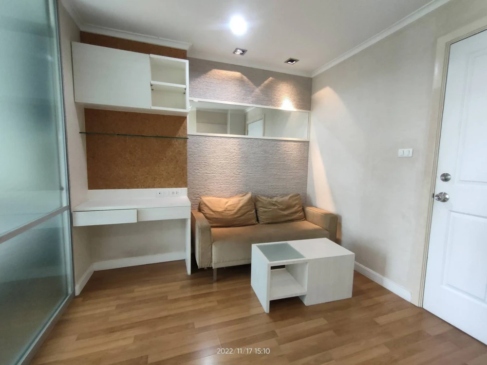 For sale: Lumpini Place Ratchayothin, beautiful view, good condition, fully furnished, ready to move in!