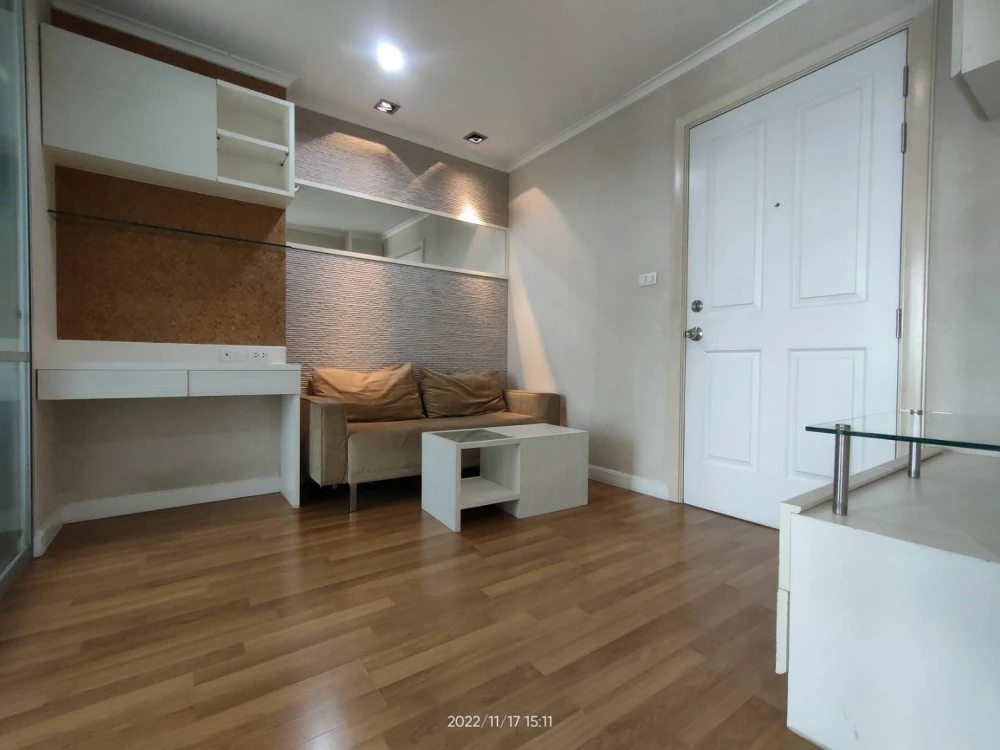 For sale: Lumpini Place Ratchayothin, beautiful view, good condition, fully furnished, ready to move in!