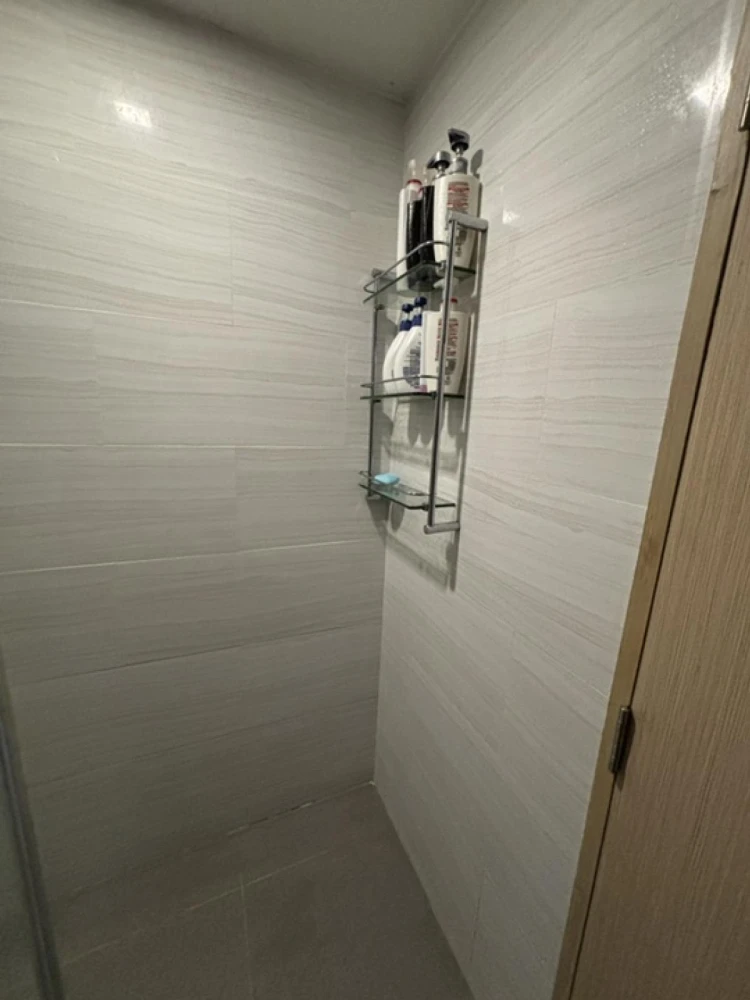 For sale: Lumpini Place Srinakarin - Hua Mak Station, fully furnished and equipped with appliances. Reserve now!