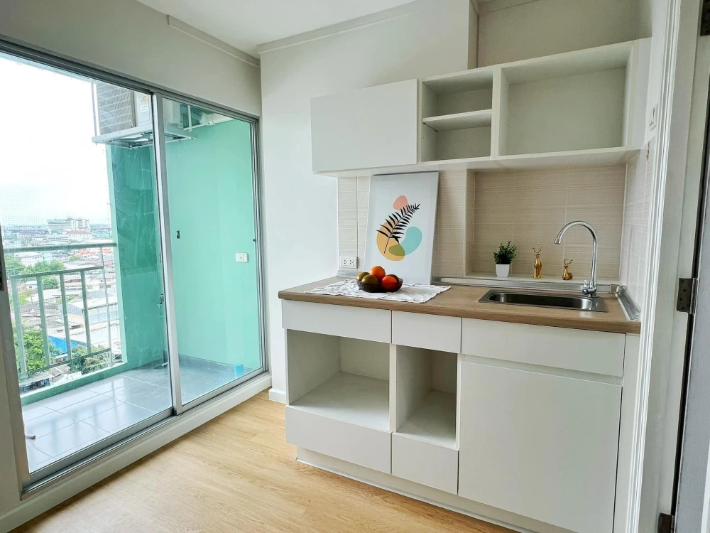 For sale: Lumpini Place Suksawat - Rama 2, 12th floor. Good condition unit, fully furnished, ready to move in.