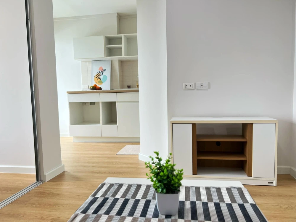 For sale: Lumpini Place Suksawat - Rama 2, 12th floor. Good condition unit, fully furnished, ready to move in.