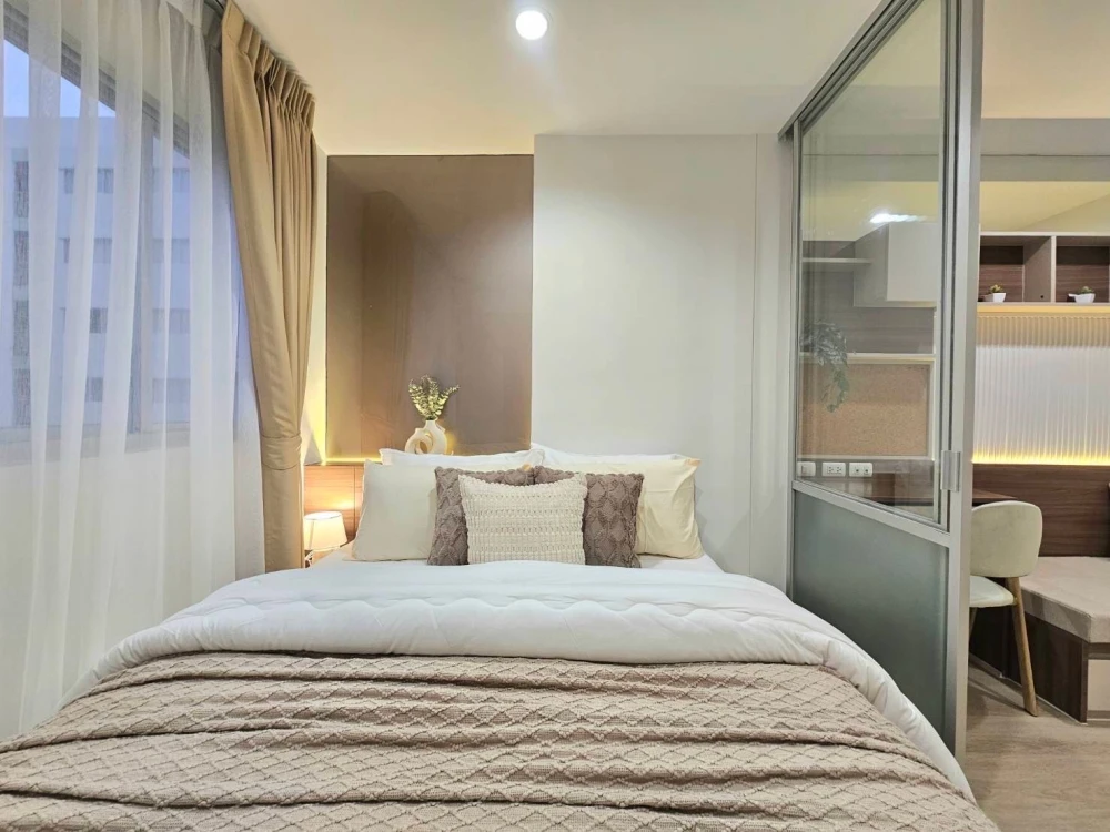 For sale: Lumpini Mega City Bangna, beautifully decorated room, fully furnished, with built-in furniture. You won't be disappointed if you book.