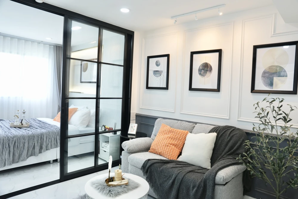 For sale: Lumpini Center Nawamin. Hurry! Beautiful rooms like this don't come around very often. Well-proportioned. Reserve now if you're interested.