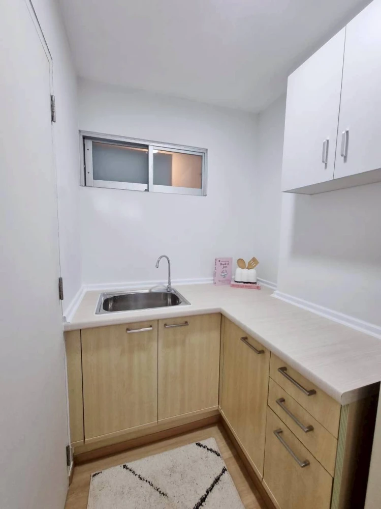 For sale: Lumpini Center Nawamin (Happyland Phase 5), beautiful modern room, quiet atmosphere, private, reserve now.
