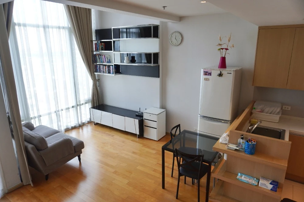 For sale: Villa Ratchadevi, 21st floor, city view, no buildings blocking the view, fully furnished room, nice to live in, book now, don't miss out.