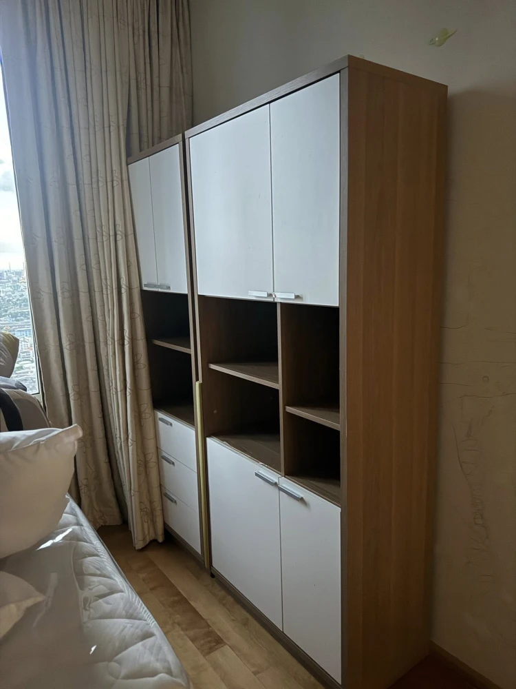 For sale: Villa Ratchadevi, corner room on the 40th floor, sunset view of the capital city, don't miss it.