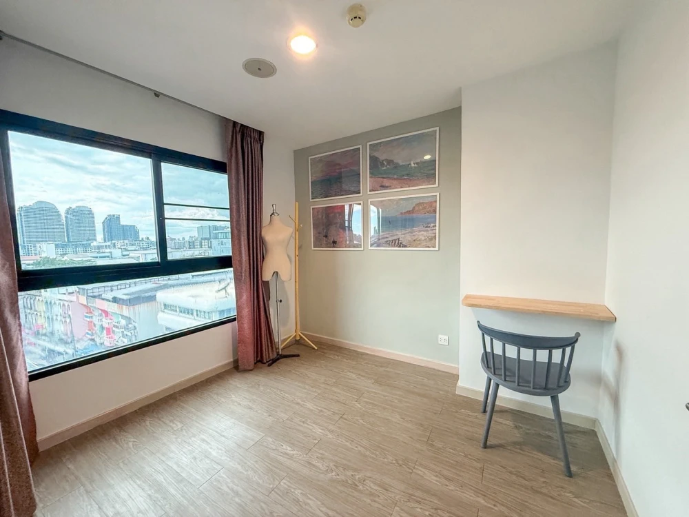 Villa Lasalle for sale, corner room, top floor, balconies on two sides, north direction, very good price. If interested, reserve now.