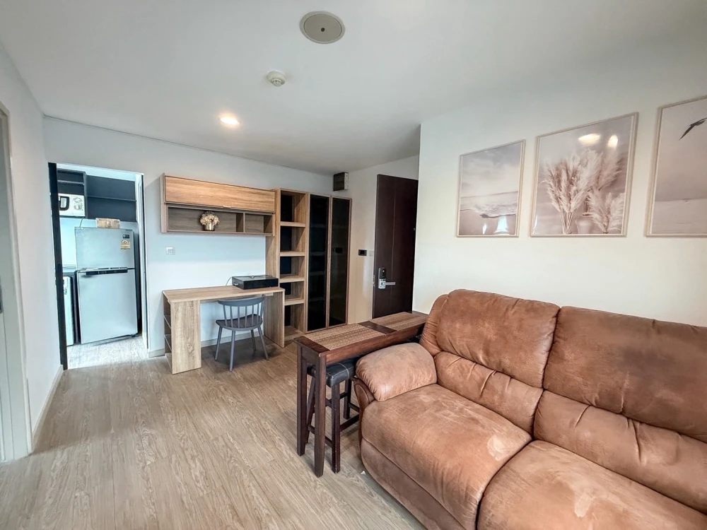 Villa Lasalle for sale, corner room, top floor, balconies on two sides, north direction, very good price. If interested, reserve now.