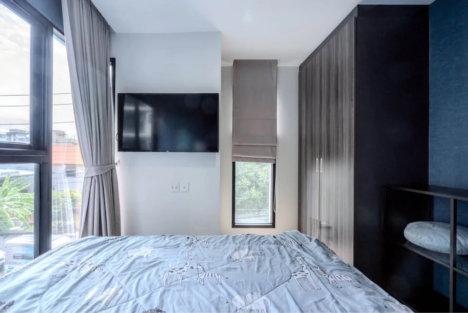 Villa Lasalle for sale, Building A, 3rd floor, 2 bedrooms, 1 bathroom, wallpapered throughout the room, just bring your belongings and move in.