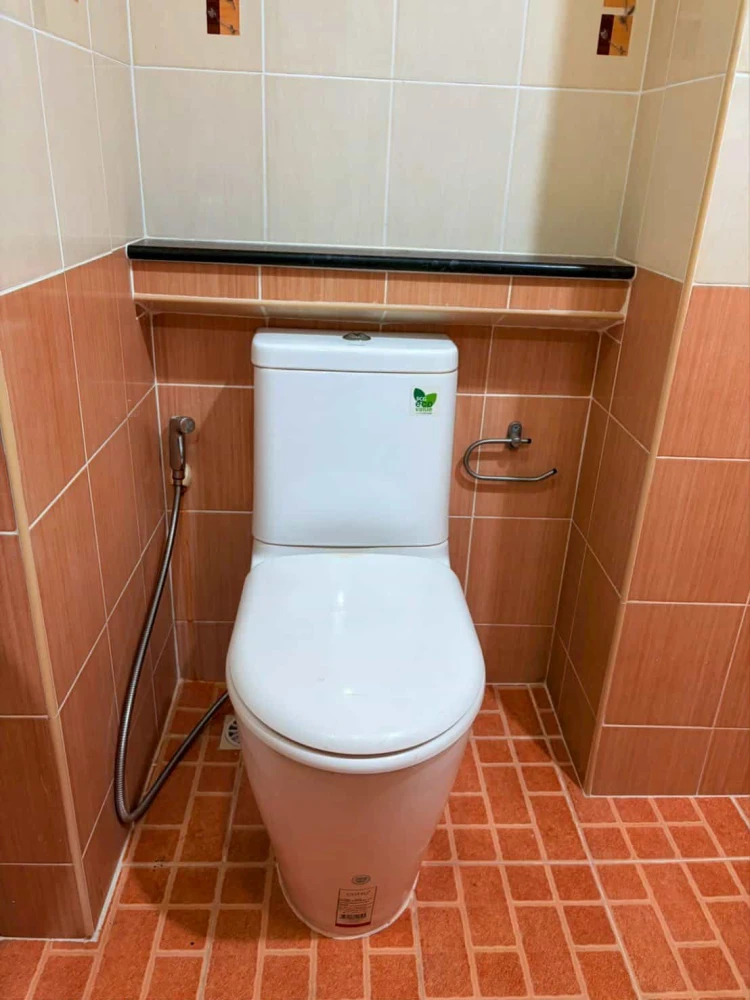 For sale, Jomtien Sea View Condominium 1, Building A, 4th floor, has basic furniture, must reserve this type.