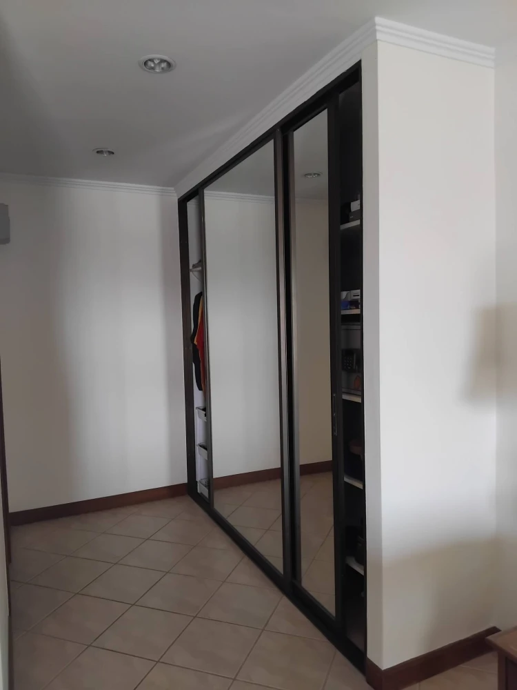 For sale: Jomtien beach view condominium, 2 types available, 2 bedrooms, 2 bathrooms, 6th floor (combined 4 units), very spacious.